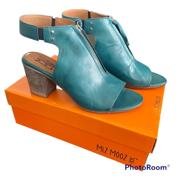 Miz Mooz Shoes - Miz Mooz Saga Marine Heels BNIB Shoes 40 size 9
